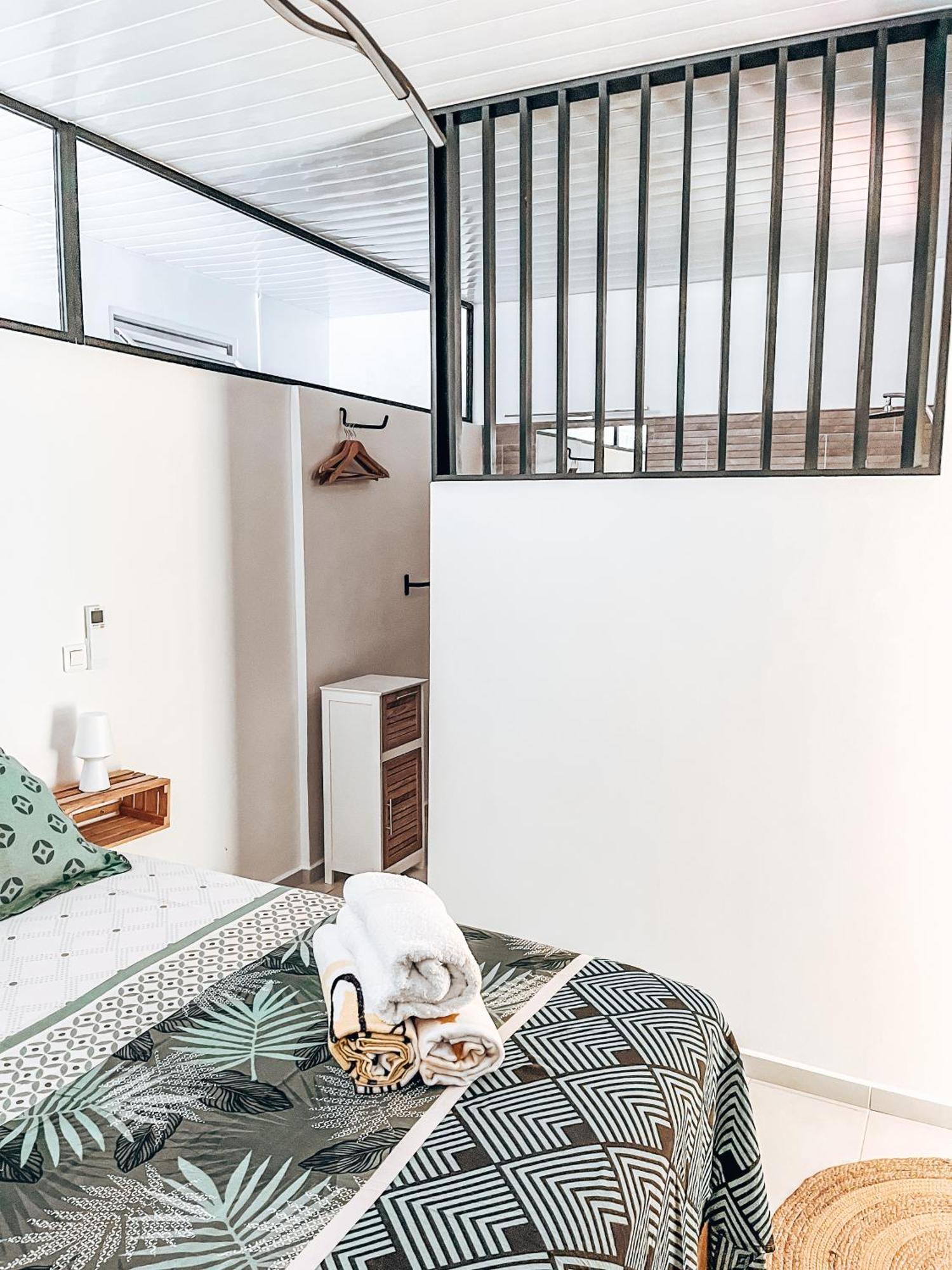 Vaikea Fare Apartment Mahina Bagian luar foto